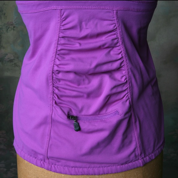 Kyodan Workout Top Elastic Hem Ruched Back V-neck - Picture 6 of 11